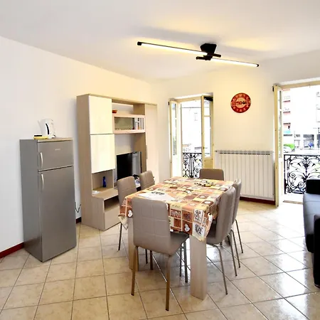 Apartment In Pallanza Near Lake Maggiore, Cleaning Included