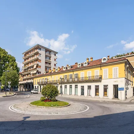 In Pallanza Near Maggiore, Cleaning Included *